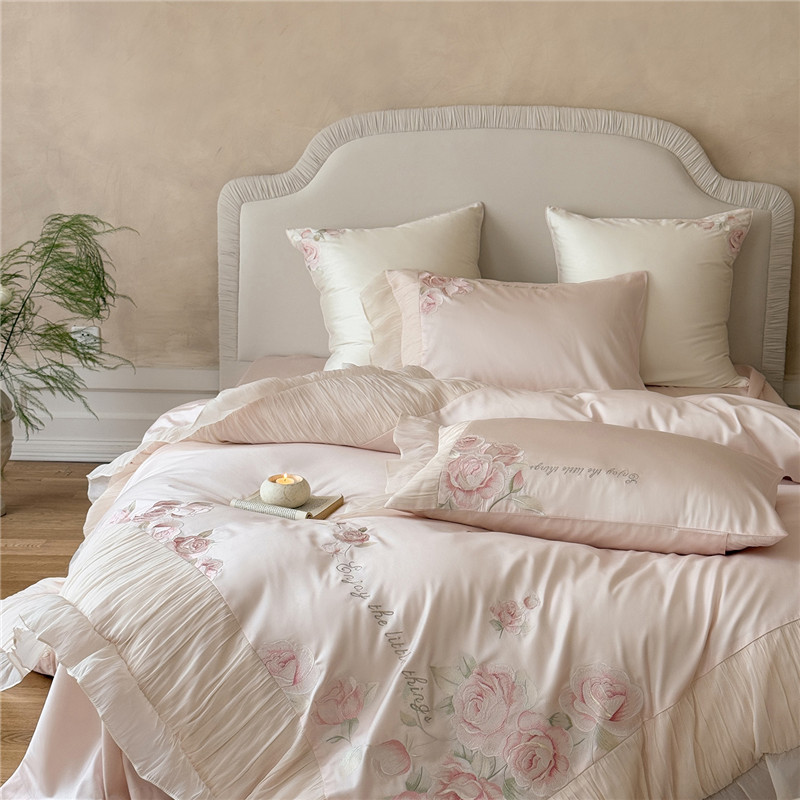 طقم أغطية سرير فاخر من القطن ا - مراجعة Home Textiles Premium وسعره