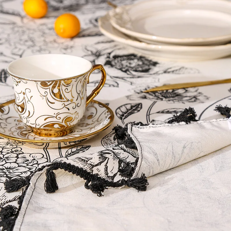 مفرش طاولة بنقشة الزهور، الأكث - مراجعة Home Textiles Sale وسعره